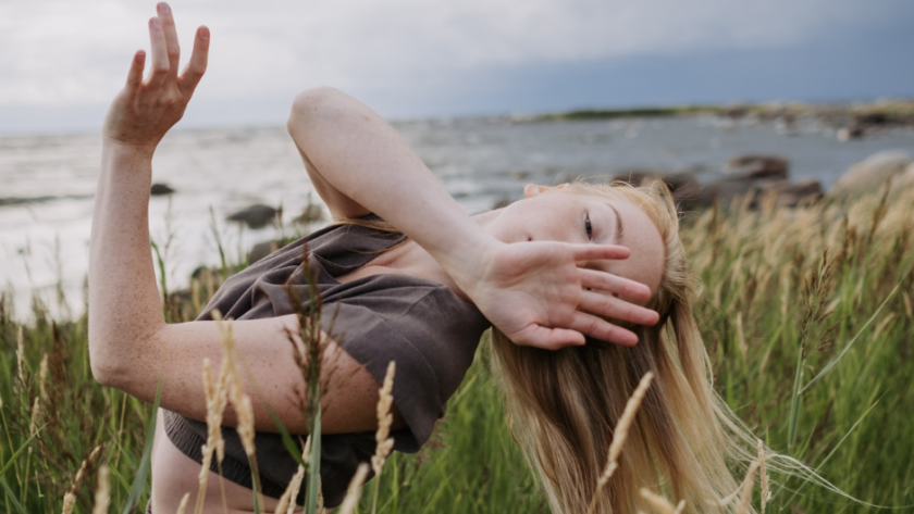 Embrace; thuiskomen bij jezelf in dans